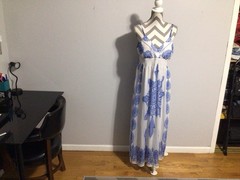 She’s Cool Geometric Blue White Spaghetti Strap Built Bra Lined Maxi Dress L