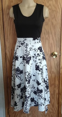 Retro Stage Pin Up Full Skirt Black White Floral Pin Up SZ S cotton spandex NEW