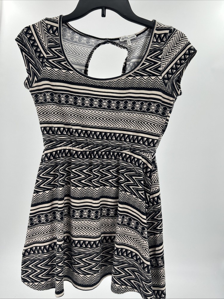 Charlotte Russe Womens Black White Geometric Tribal Skater Dress Keyhole Back M