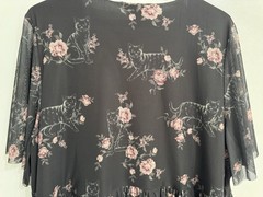 Torrid Nightfall Size 3 Deep V Neck Black Tiered Dress Mesh Floral Cats Romantic