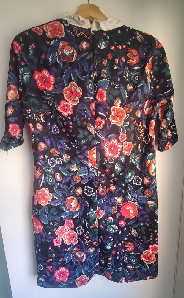 Vibrant Hibiscus Floral Navy Dress w/ Collar – Boho Chic