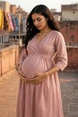 Elegant Linen Maternity & Nursing Maxi Dress – Comfortable & Stylish