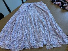 TORRID White w/Pink Floral Pattern Midi Dress Size 0 – GREAT CONDITION
