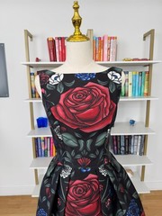 Chi Chi London Red Rose Floral Party Dress, UK Size 6/US Size 2, EUC