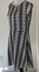 Black and White Patterned Dress 16W