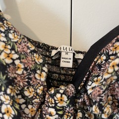 Mid Length Floral stretchy Button-Down Dress With Removable Bow Size medium￼