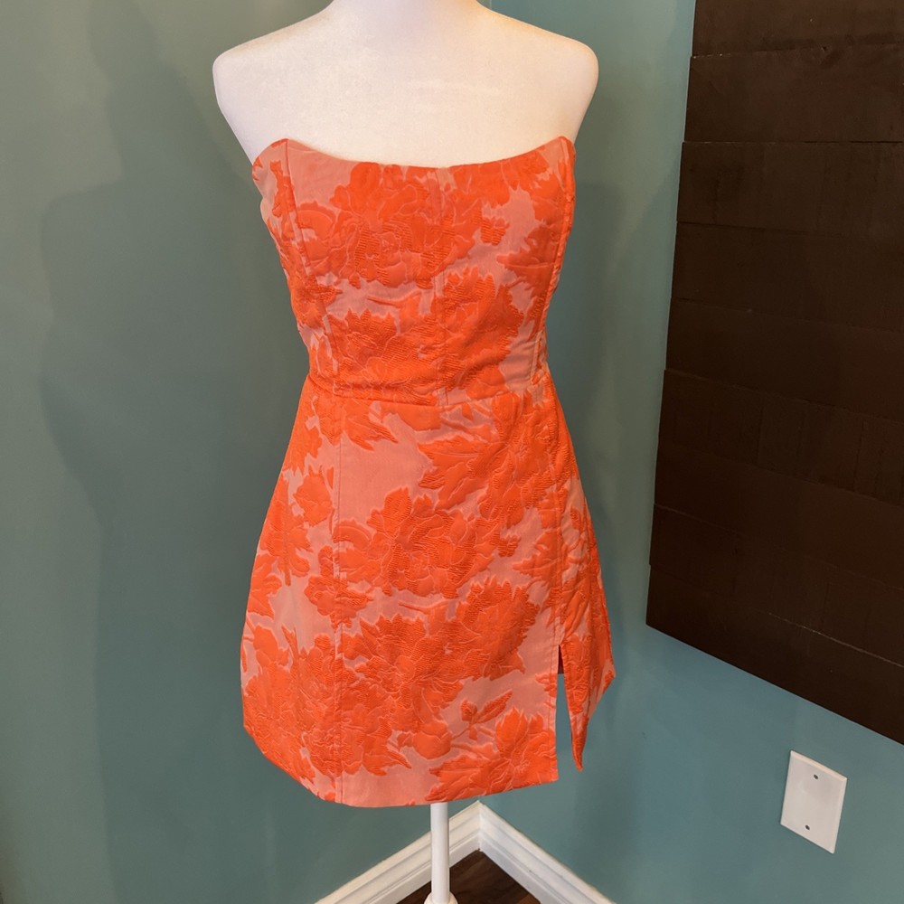Showpo. BRAILEY MINI DRESS Strapless Dress Orange Jacquard Size 10