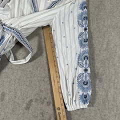 Roller Rabbit Size Medium White & Blue Embroidered Long Sleeve Tiered