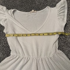 Rolla Costa Size Small White Junior Flowy Short Sleeve Dress