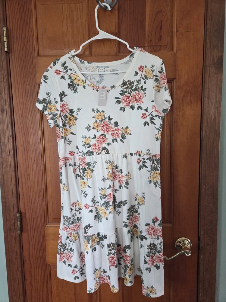 NWT – Maurices 24/7 Cotton Blend Flowered Dress – Size Large