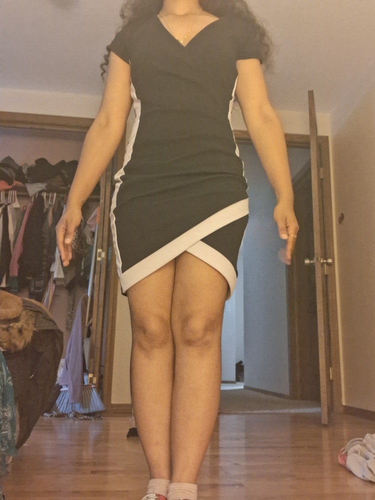 Almost Famous Black/White Colorblock V-Neck Cap Sleeve Bodycon Short Dress L
