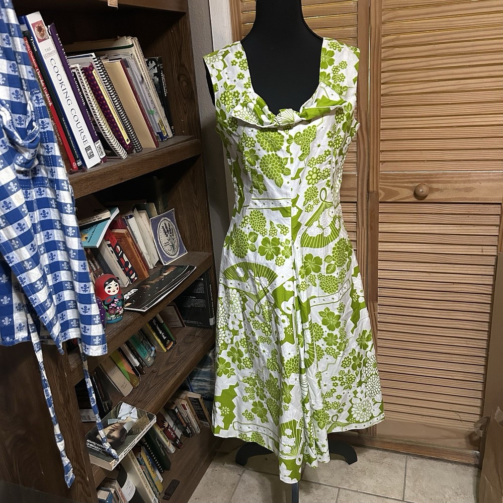 Vintage Green And White Floral Summer Sleeveless Dress