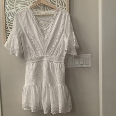LoveShackFancy White &lsquo;Calamina&rsquo; Lace Fit+Flare Dress – V- Neck Size Small
