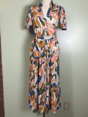 Cassee’s Tiered Abstract Floral Maxi Dress Size S