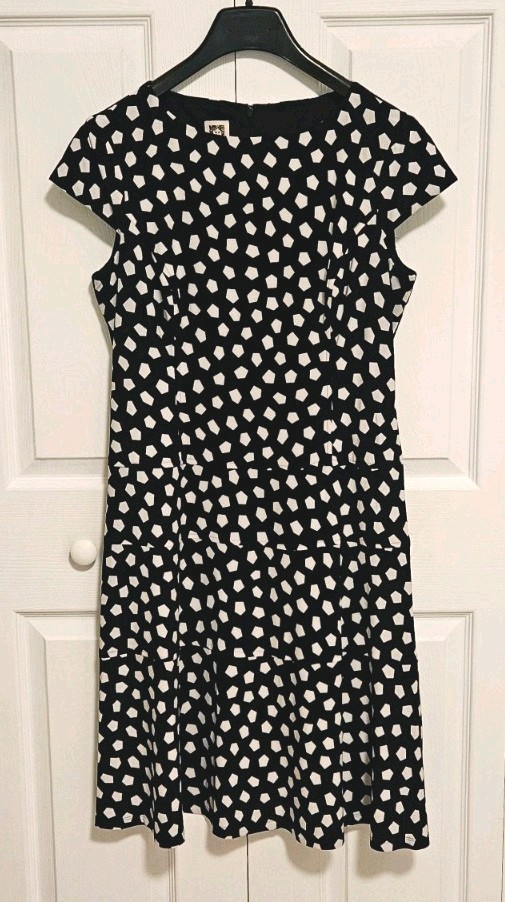 Anne Klein Women&rsquo;s Black & White Print Fit & Flare Dress Short Sleeve Size 12
