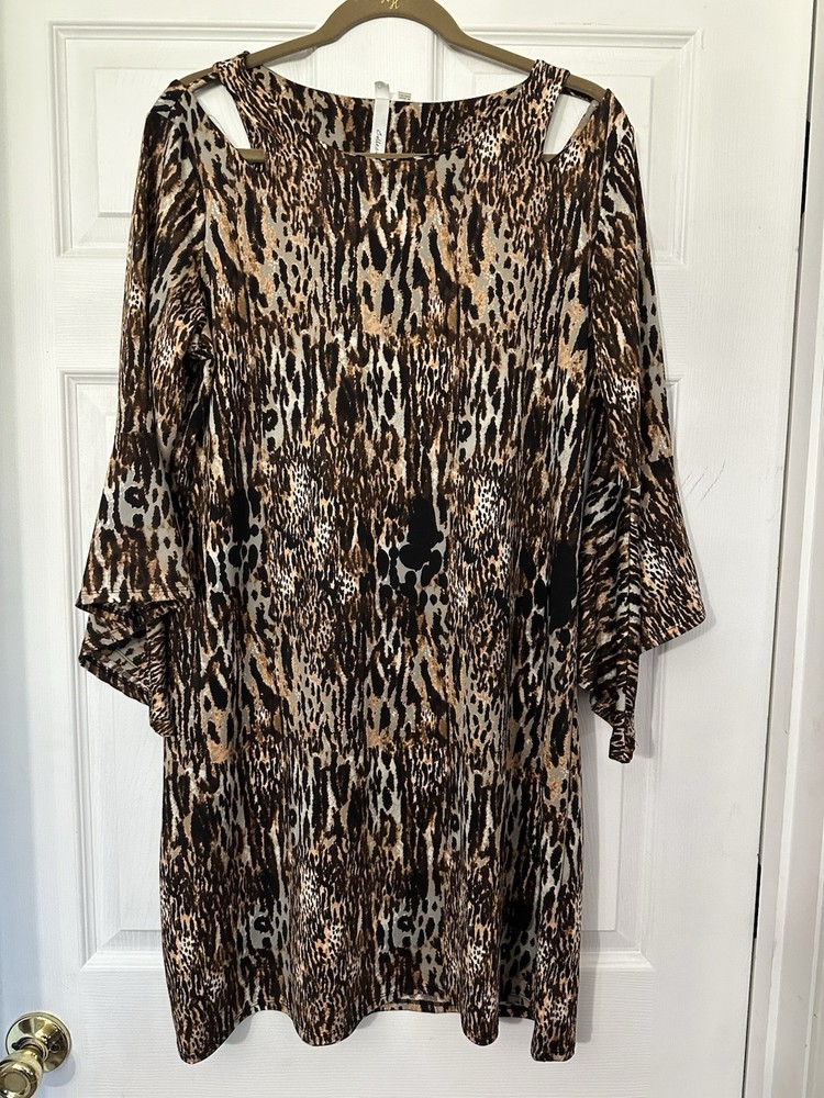 NY Collection Leopard Print Bell Sleeve Lightweight Stretch Shift Dress Size L