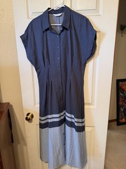 Nine West Women&rsquo;s L Blue Colorblock Collared Button Front Midi Dress