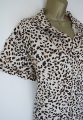 JD WILLIAMS LEOPARD PRINT SHIRT DRESS SIZE 14 POCKETS ANIMAL NOTCH NECK