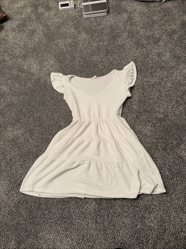Rolla Costa Size Small White Junior Flowy Short Sleeve Dress