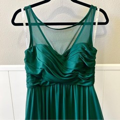 David’s Bridal Dark Green Long Mesh Dress With Illusion Sweetheart Neckline Gown