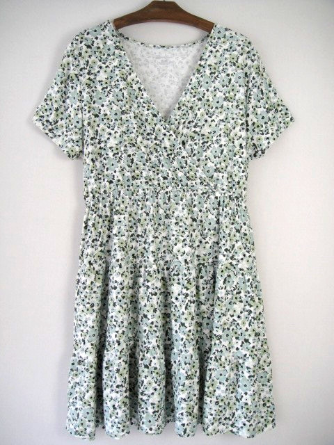 No Boundaries Size XXL Floral Stretch Knit Short Sleeve Dress