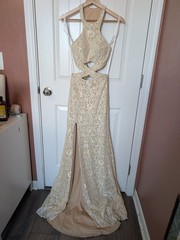 La Femme Lace and Sequin Criss Cross Halter Dress 00 Off White/White