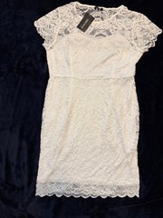 Merokeety white lace dress, new with tags, extra-large