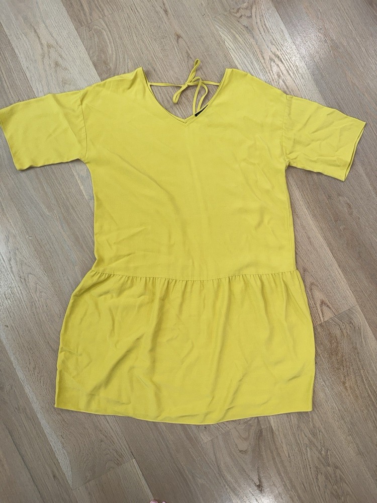 Eileen Fisher Yellow Solid V-Neck Tie Back Short Sleeve Shift Dress S/P