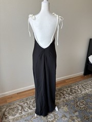 ALEXIA ADMOR Black White Solid Square Neck Backless Satin Maxi Zip Dress Size 4