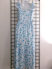 DRAPER JAMES 🌸 SIZE MEDIUM==STRETCH BODICE / AQUA FLORAL PRINT / MAXI DRESS