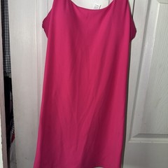 Hot Pink Medium Support Strappy Athletic Dress 90 Degrees , Size M with Pads
