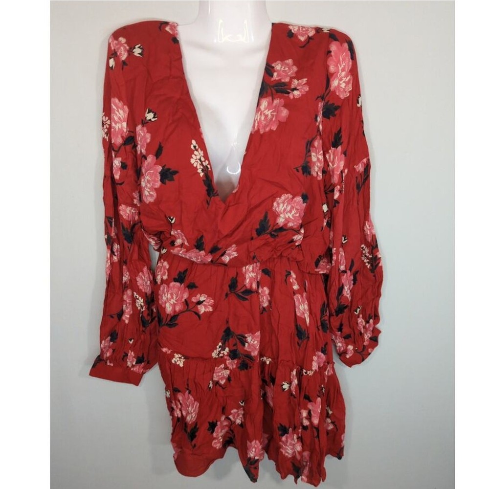 Valencia & Vine Red Floral Mini Blouson Tiered Dress Medium NWT Summer Chic Boho