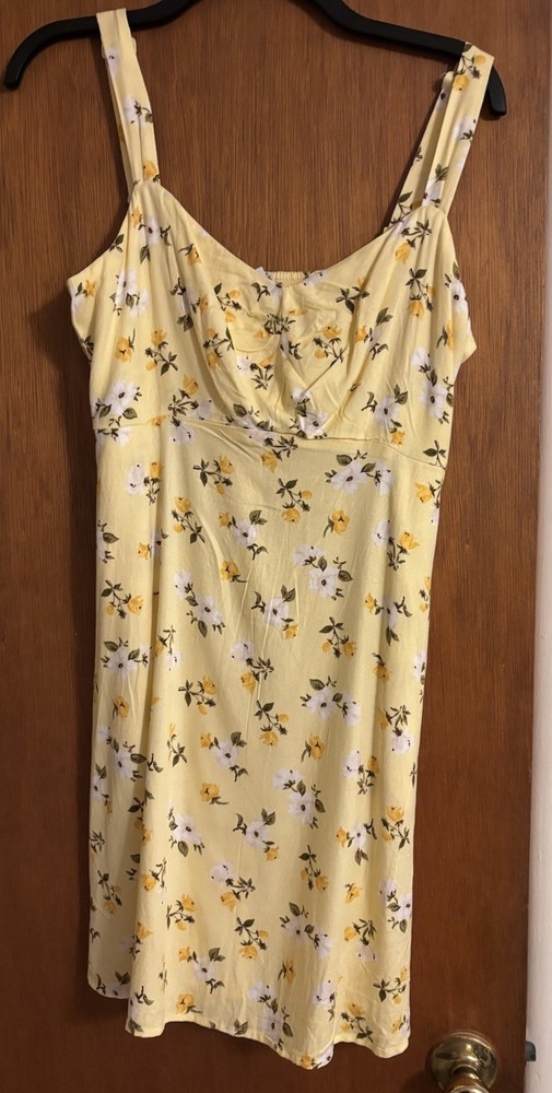 Old Navy Women&rsquo;s Yellow Floral Strappy Sleeveless Short Dress Pockets Size M