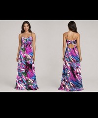 Beautiful gown by Betsy and Adam Perfect for Prom or any formal occasion Size S