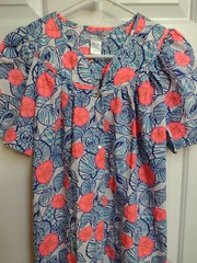 Elegant Emily House Dressn Sea Shell Design Duster Robe, Snap Front Size Small