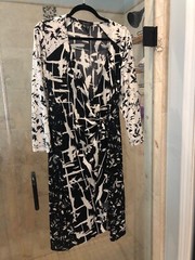 BCBG MAX AZRIA Black White Combo Adele Printed Wrap Dress M Medium $198