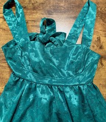 Lucy in the Sky Satin Jacquard Tie Open Back Dress in Emerald Green Sz Small