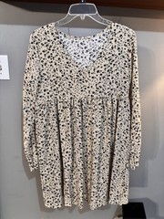 Women’s Medium Pattern Baby Doll Dress