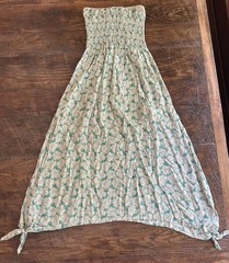 GILLIA Hawaii Maxi Dress Size Small Boho Strapless Tube Smocked Green Tan Floral