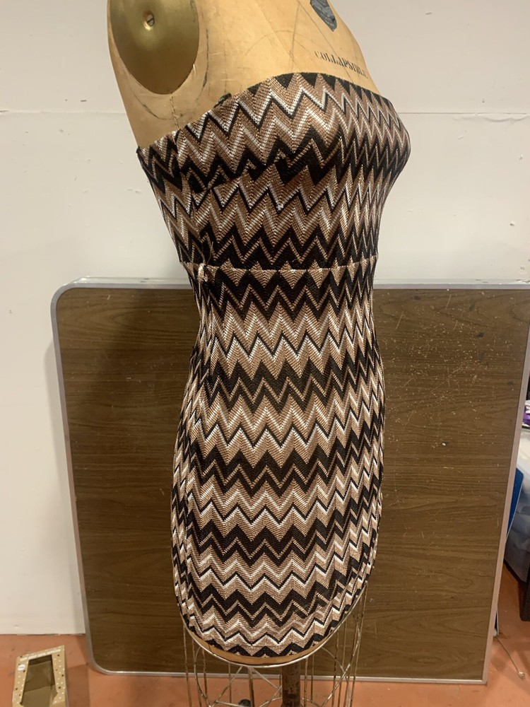 Forever 21 Dress Geometric Pattern Size M. No Tags.New!