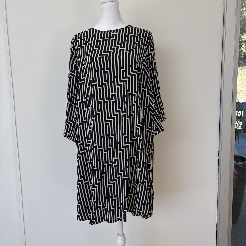GP & J Baker x H&M Geometric Shift Dress Bell Sleeve Black White US 8