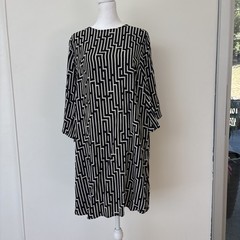 GP & J Baker x H&M Geometric Shift Dress Bell Sleeve Black White US 8