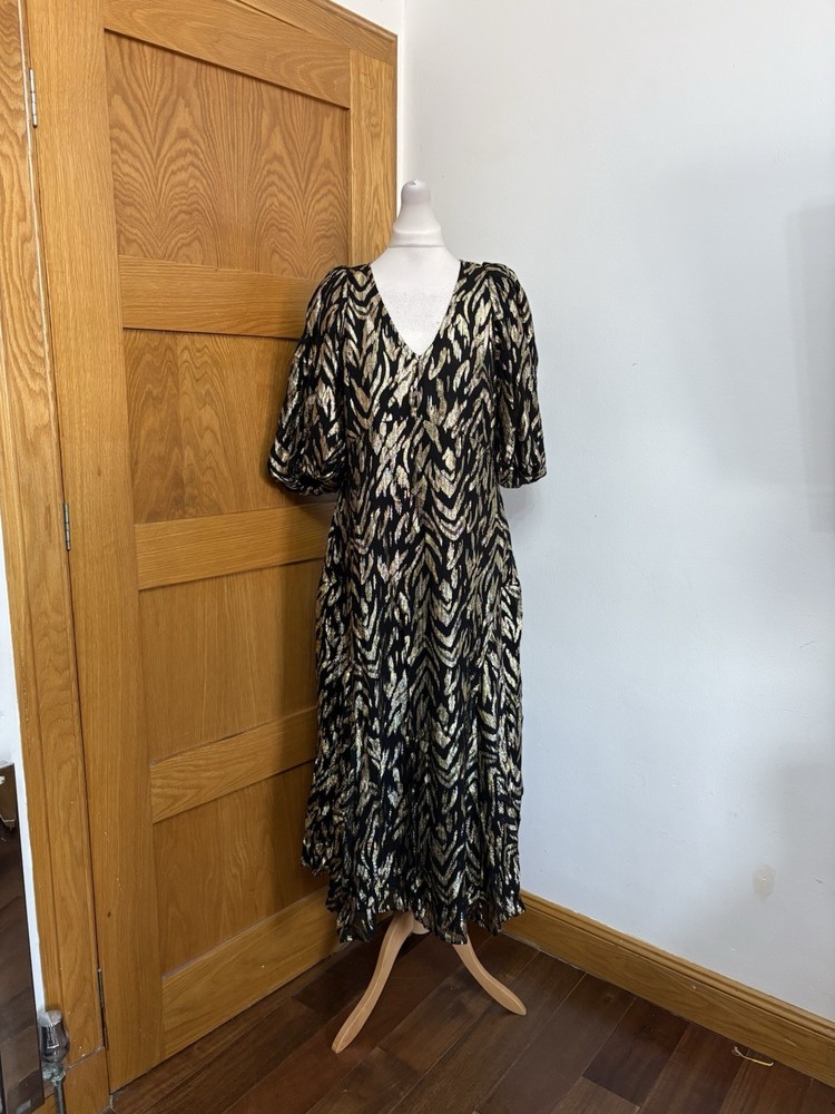 River Island Words Metallic Puff Sleeve Midi Dress Colour Black/Gold Size 14