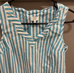 Crown & Ivy Women’s Size 4 Blue/White Striped Sleeveless Shift V-Neck Dress