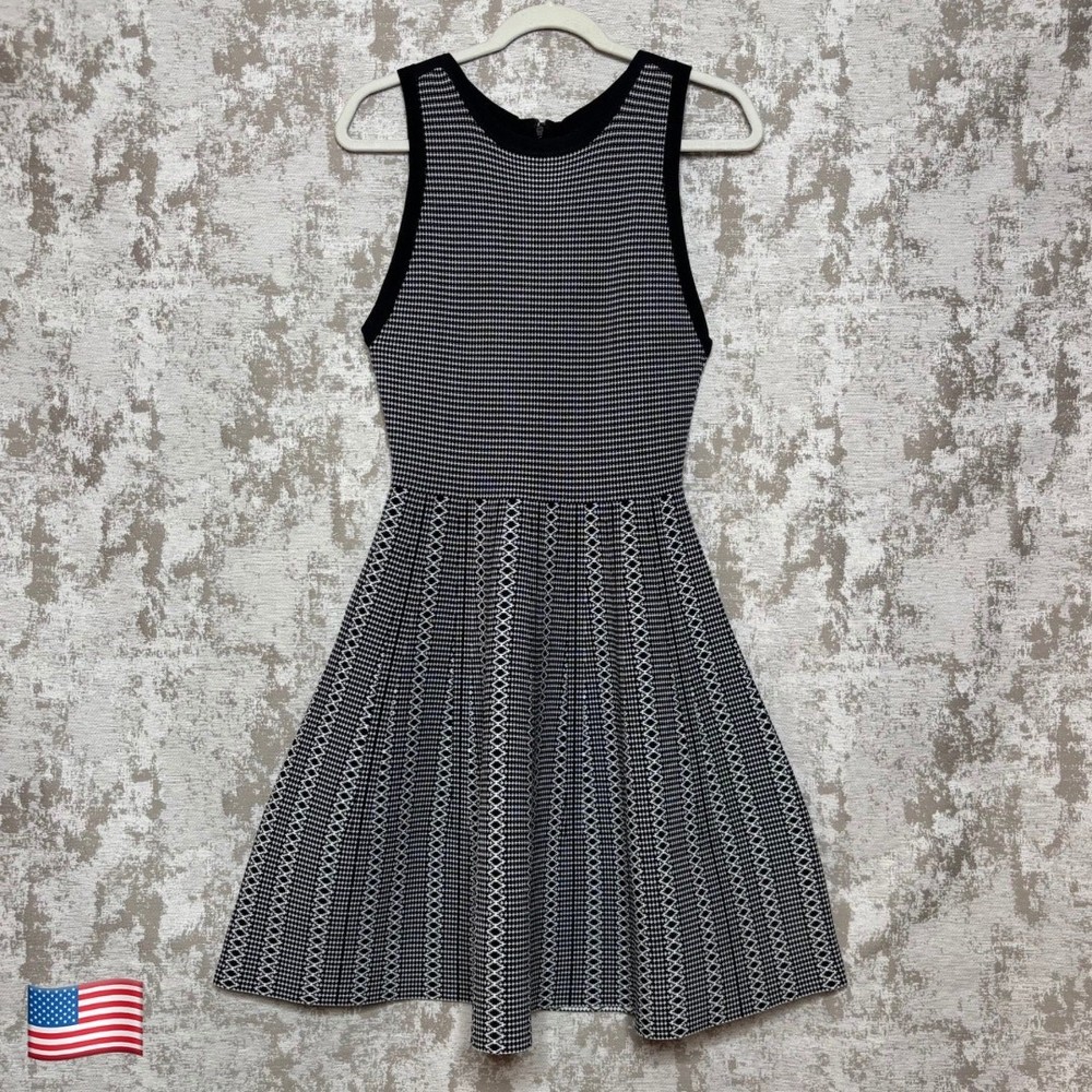 Alice + Olivia Kamilah Herringbone Knit Skater Dress in Black/White
