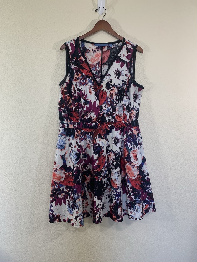 Simply Vera Wang Women’s Large Midi Floral Pattern Lightweight Dress