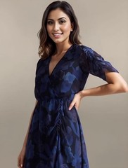 Ted Baker Juleah Fit Flare Summer Floral Dress size 4 14 NWT wedding holiday