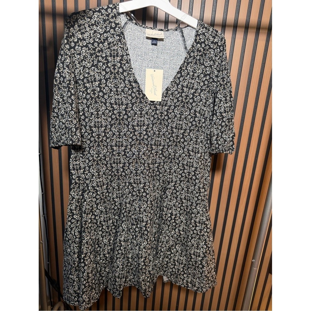 Universal Thread Black Floral V-Neck Tiered Midi Dress