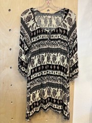 Altar&rsquo;d State Black & Tan Raglan Sleeve Batik Boho Shift Dress S17-804AS Size S