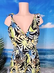 Nwt CUPSHE Womens Black Tropical Blue Green Slurping Mini Dress size Medium
